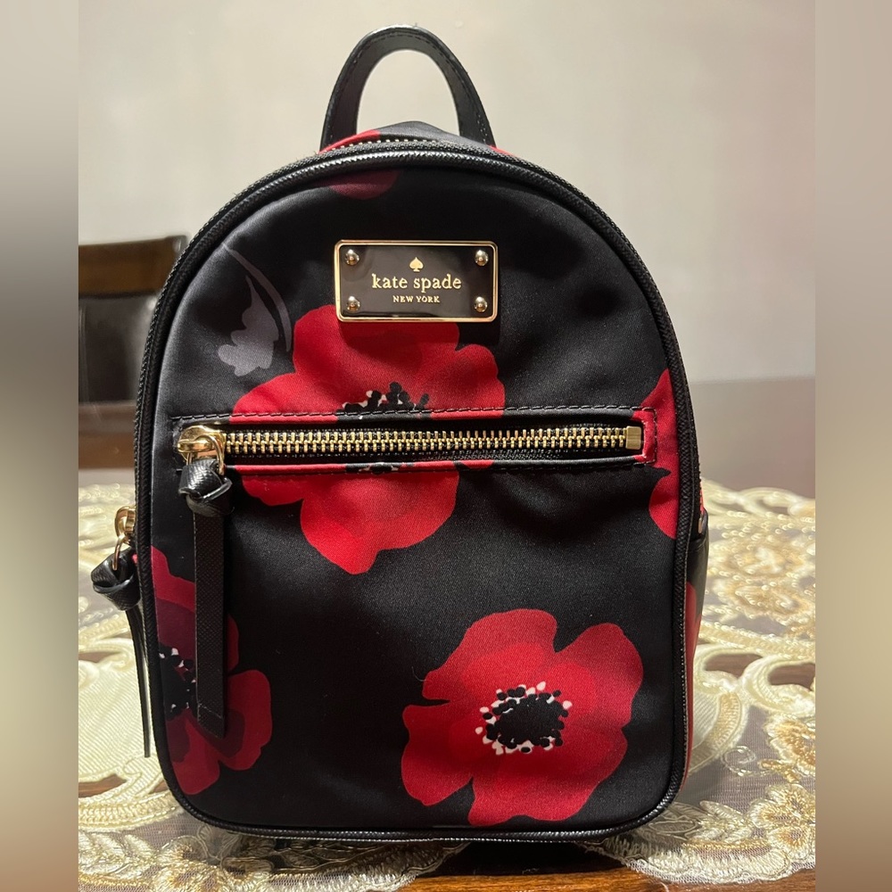 Kate Spade Poppy mini backpack - Picture 2 of 8